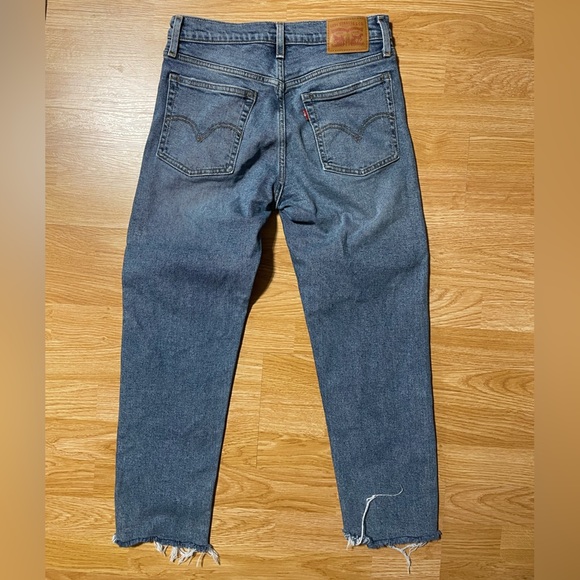 LEVIS-Wedgie Fit Ankle Women's Jeans - Picture 3 of 4
